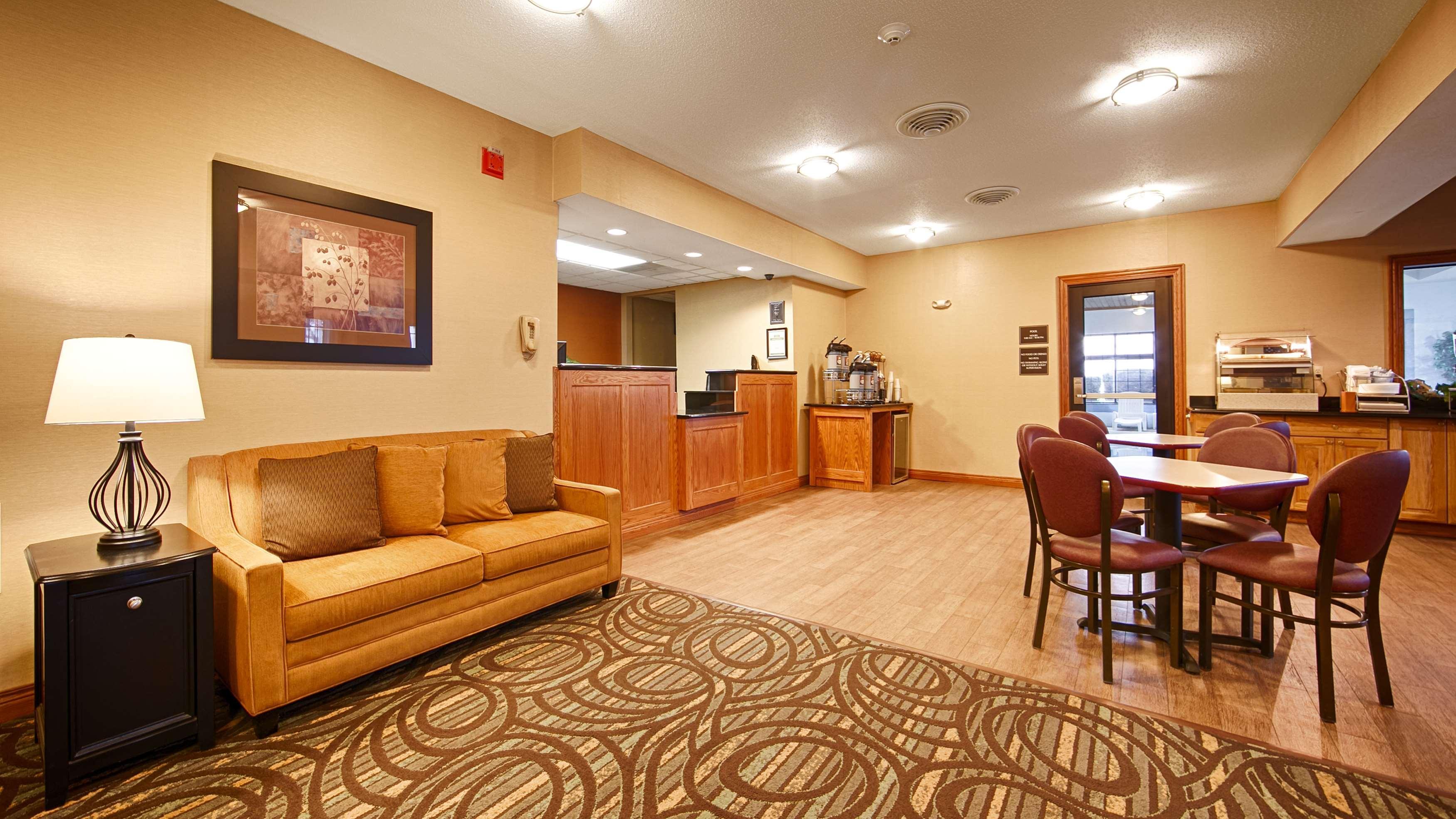 Best Western Pontiac Inn Bagian luar foto