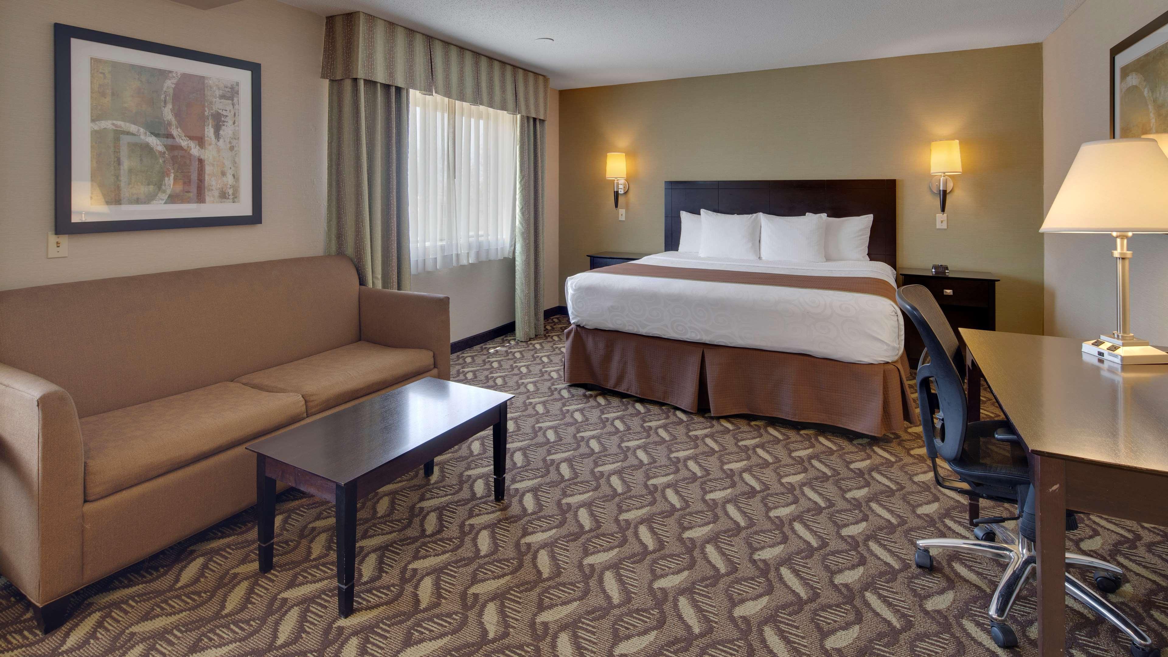 Best Western Pontiac Inn Bagian luar foto